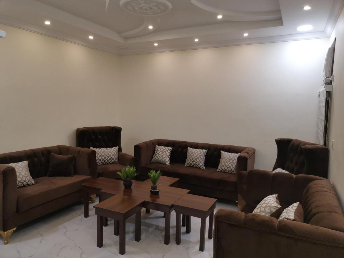 Al Shadi Apartments Yanbu Exterior photo
