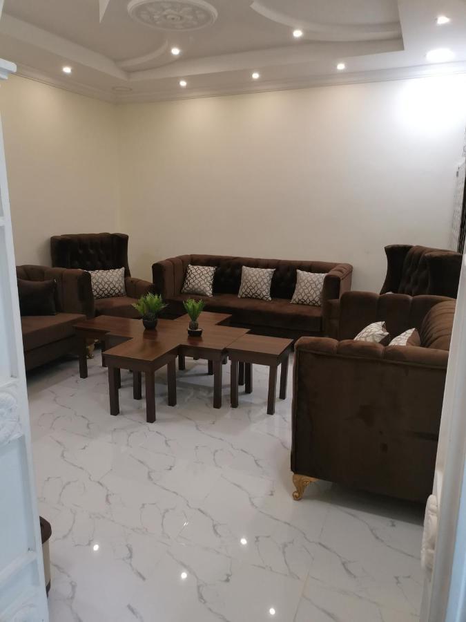 Al Shadi Apartments Yanbu Exterior photo