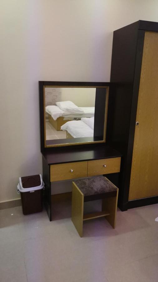 Al Shadi Apartments Yanbu Exterior photo